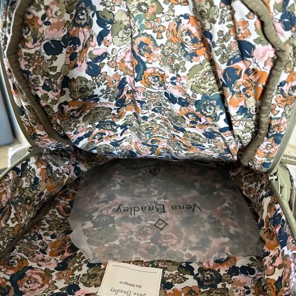 Vera Bradley Essential ultralight Backpack Sage-NWT - Picture 3 of 5